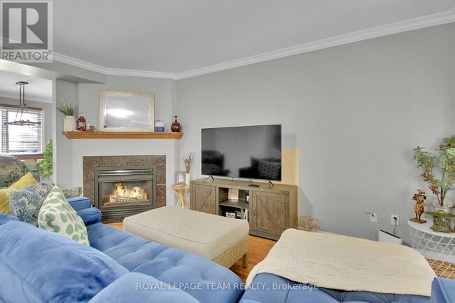 Building Photo - 39 Foxden Pl