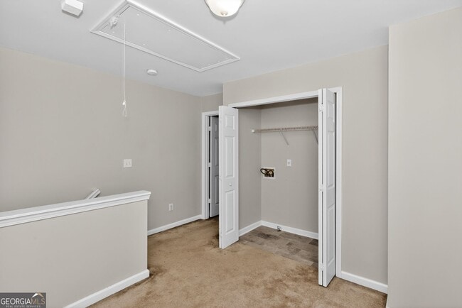 Foto del edificio - 837 Crestwell Cir