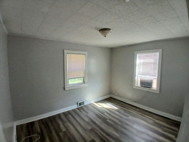 Building Photo - 125 Delsea Dr