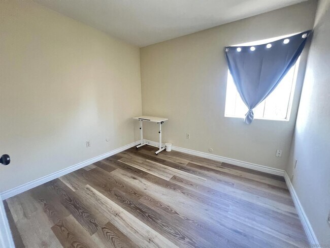 Foto del edificio - 8181 Jade Coast Rd