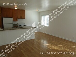 Building Photo - 22 62nd Pl