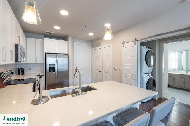 Foto del edificio - 15950 Chase Hill Blvd