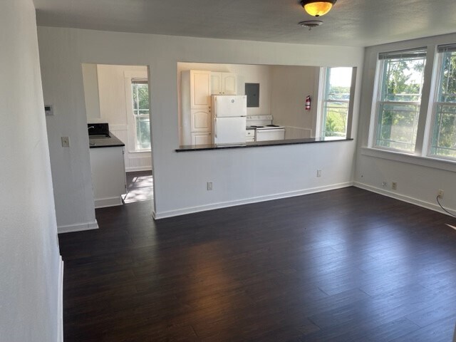 Kitchen/Living area - 7182 State Road 36