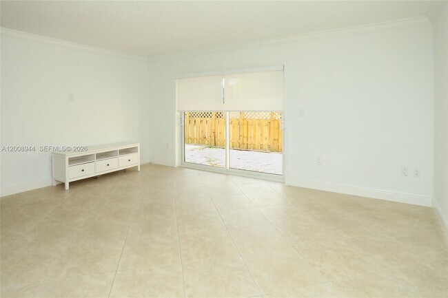 Foto del edificio - 8601 SW 94th St