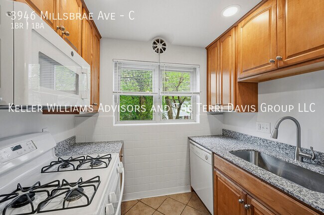 Foto del edificio - 3946 Millsbrae Ave
