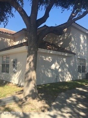 Foto del edificio - 7122 N 11th Ln