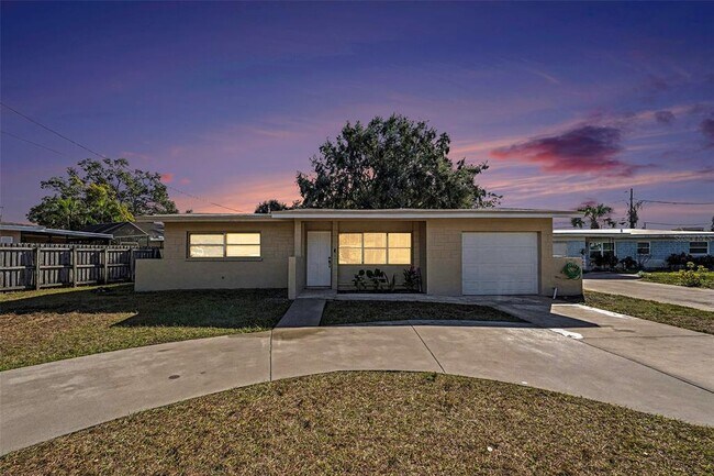 Foto del edificio - 2169 Dell Ave