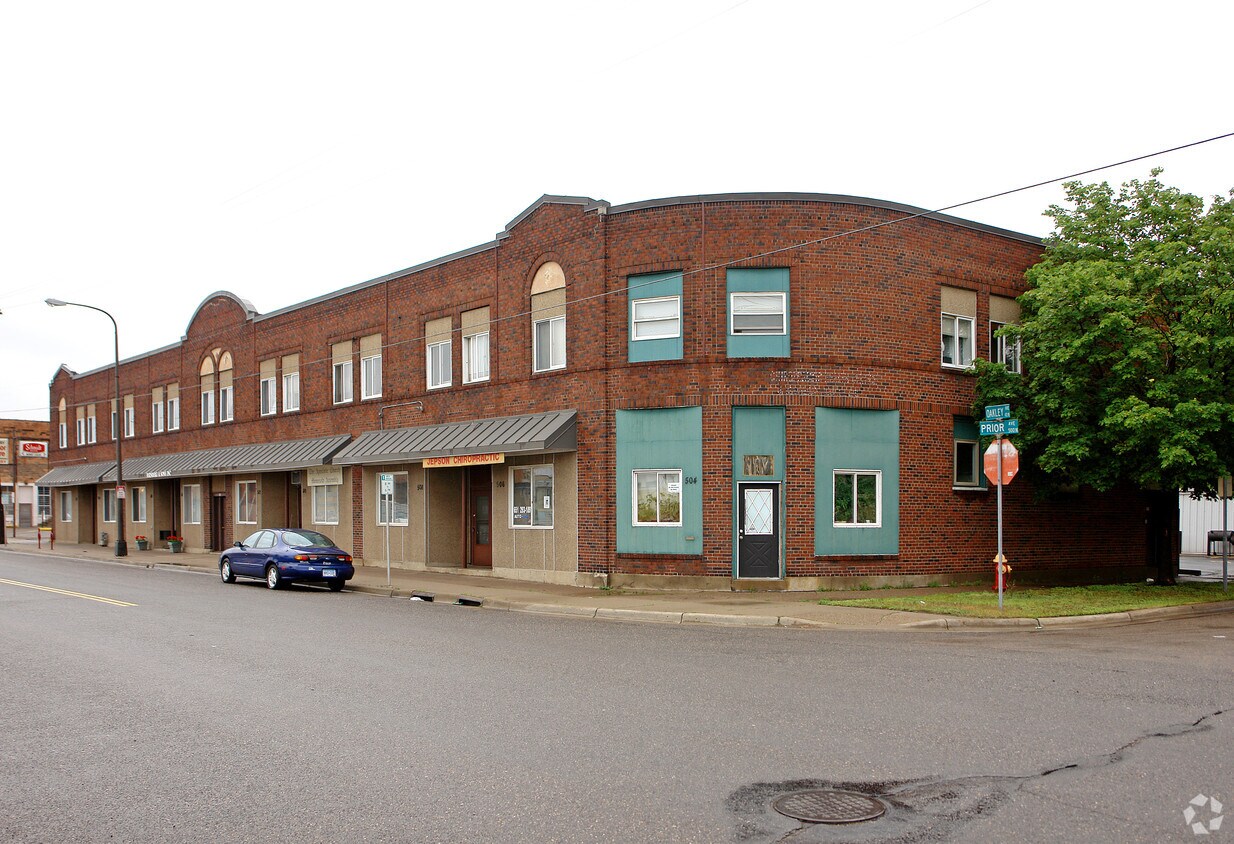Building Photo - Prior Properties