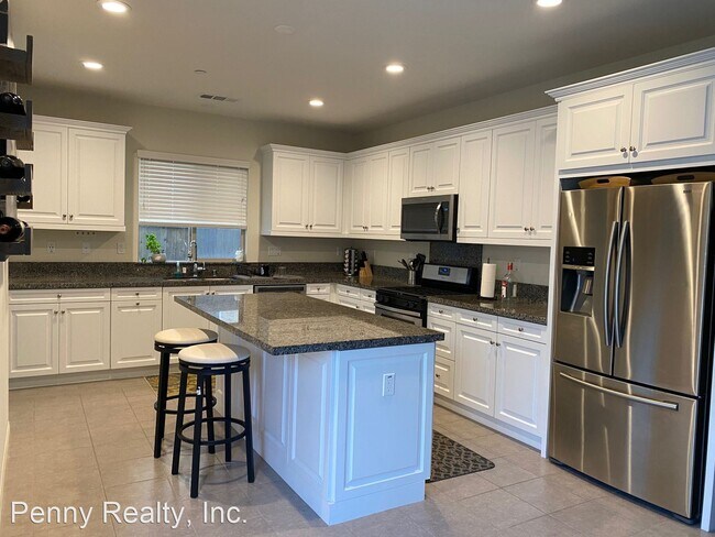 Foto del edificio - 4 br, 3 bath House - 1013 Camino Levante