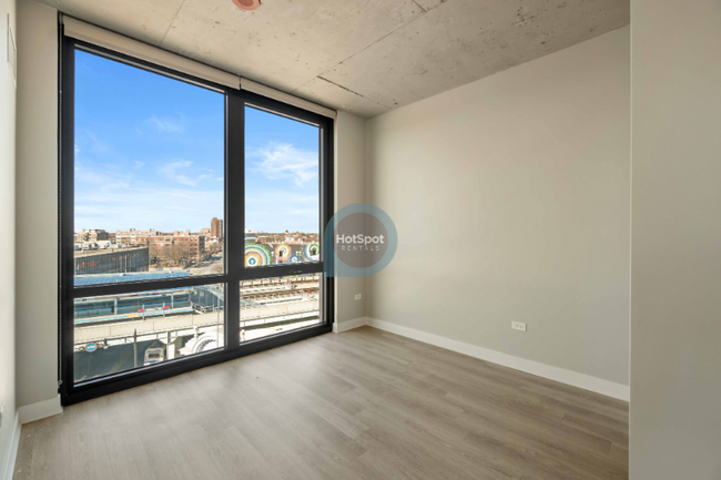 Foto del edificio - 4600 N Broadway