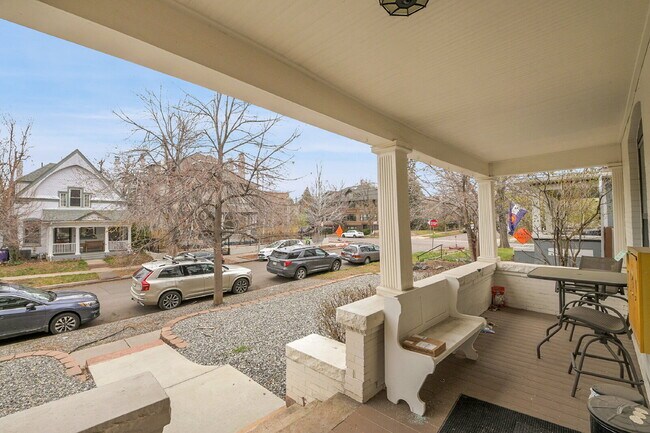 Foto del edificio - $1,375.00, 1 bed, 1 bath located in Denver