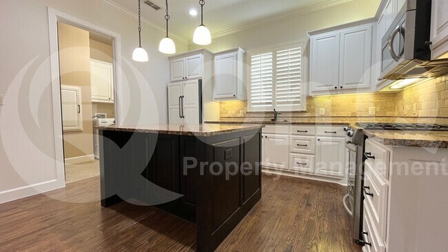 Building Photo - 5025 Calloway Drive