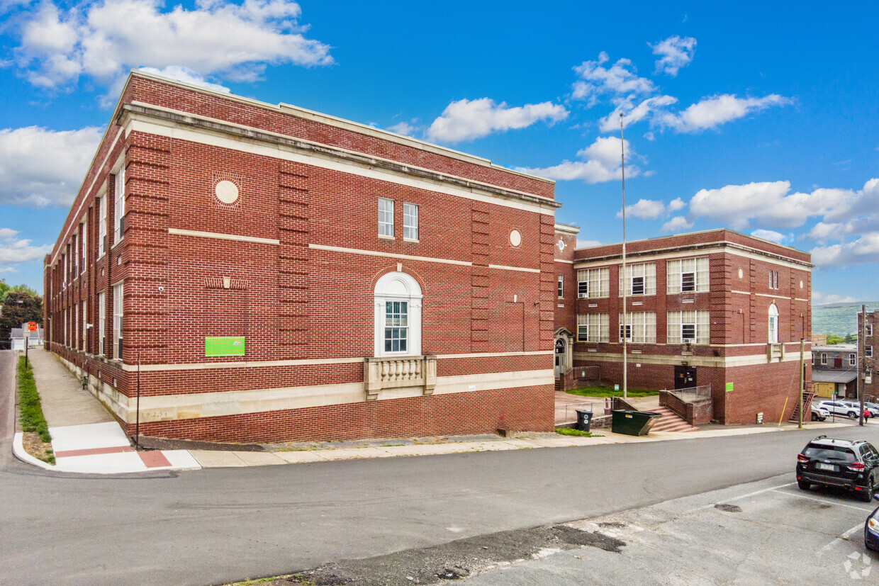 Building Photo - Bloomsburg Schoolhouse Apartments