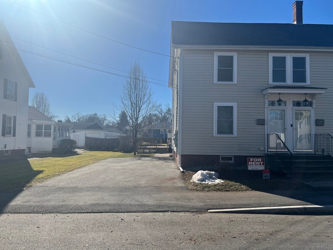 51 Pleasant St Unit 51 Pleasant Street, North Andover, MA 01845