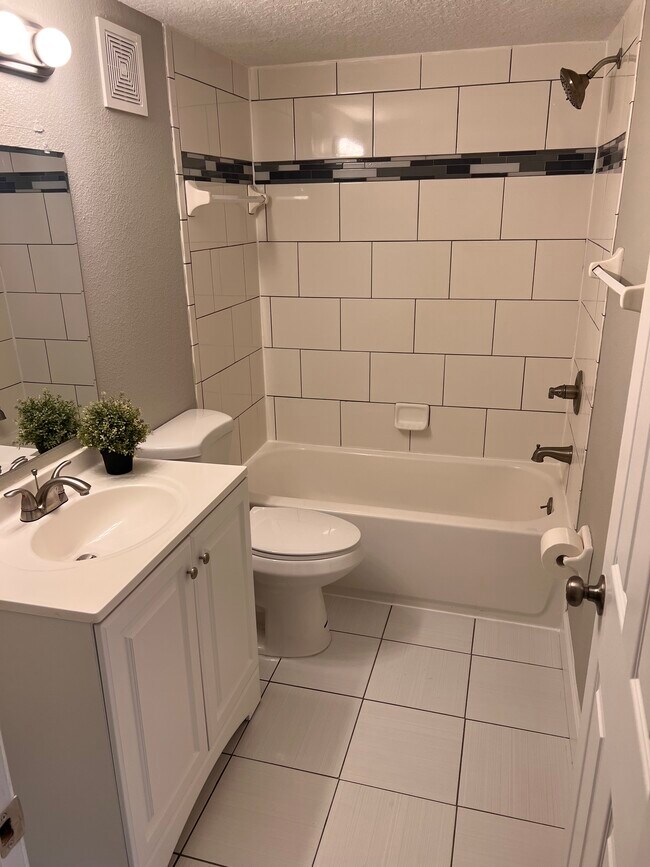 Foto del edificio - 718 5th Ave N