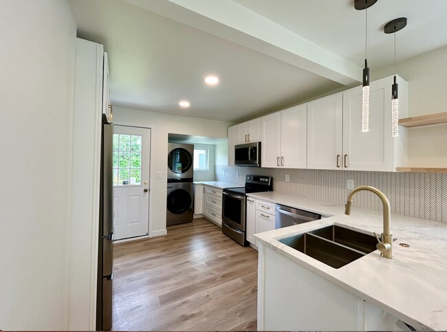 Foto del edificio - West Seattle/Pigeon Point Home