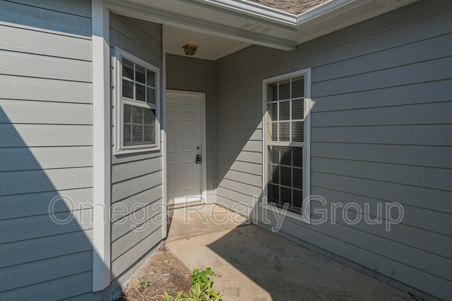 Foto del edificio - 400 Cedar Grove Ln