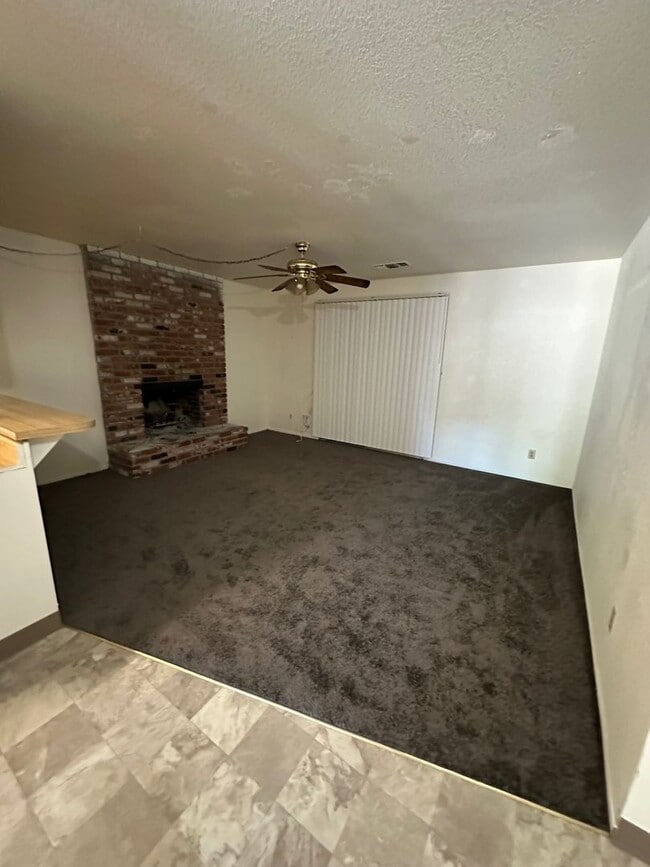 Building Photo - Affordable 4 Bedroom Home Recently Updated