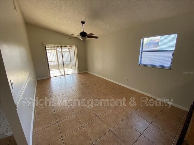 Building Photo - 9520 Drakemill Ct