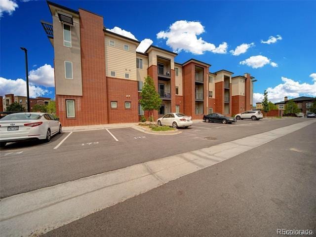 Foto del edificio - 14351 E Tennessee Ave
