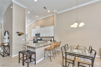 Building Photo - 9377 Pocida Ct