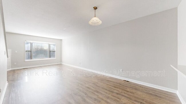 Foto del edificio - 3300 W Florida Ave - Prospect Park