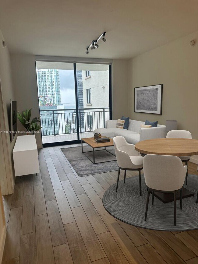 Foto del edificio - 999 SW 1st Ave
