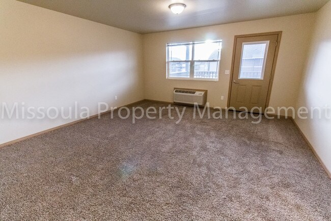 Building Photo - 2570 Clark Fork Ln