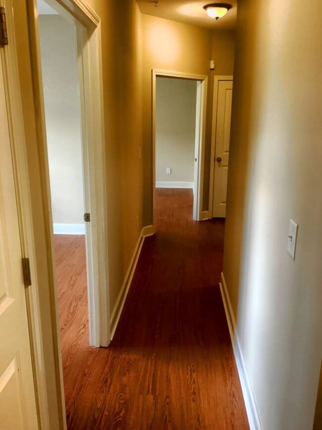 Building Photo - 8401 Callabee Way