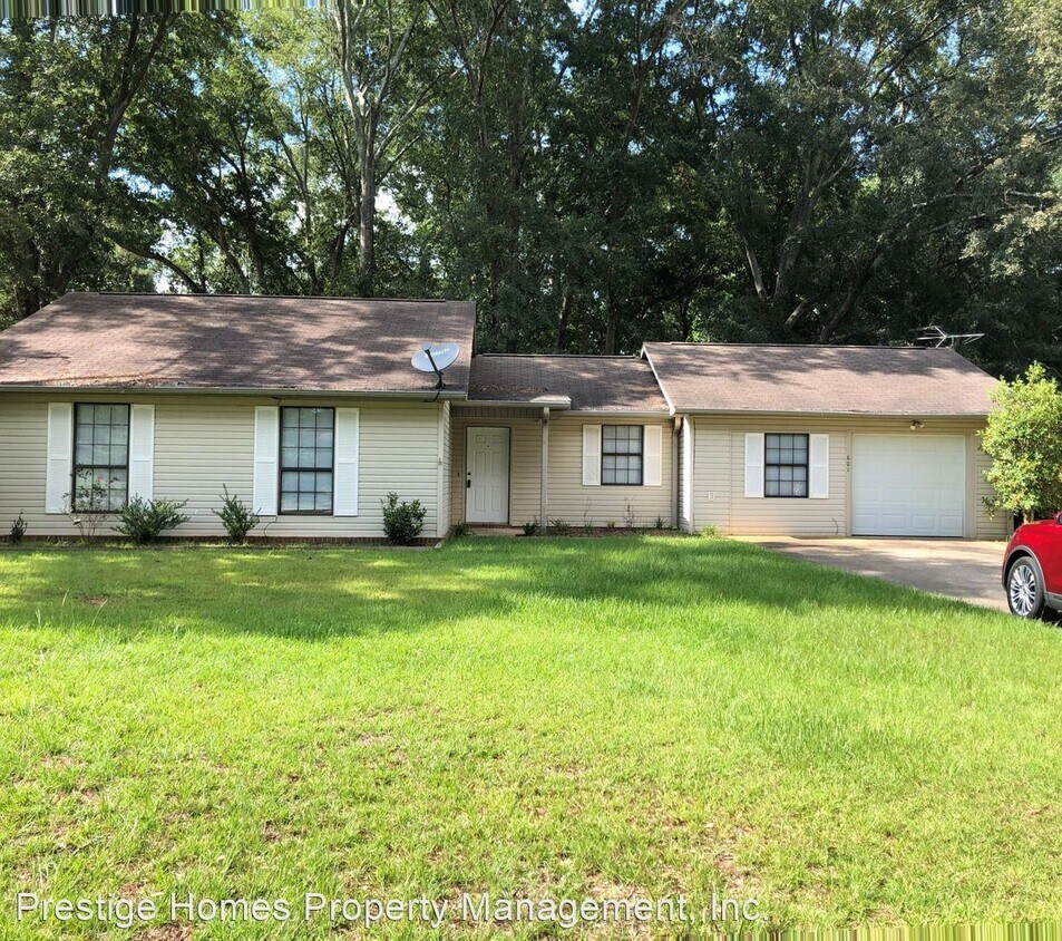 3 br, 2 bath House 601 Antler Drive House Rental in Enterprise, AL