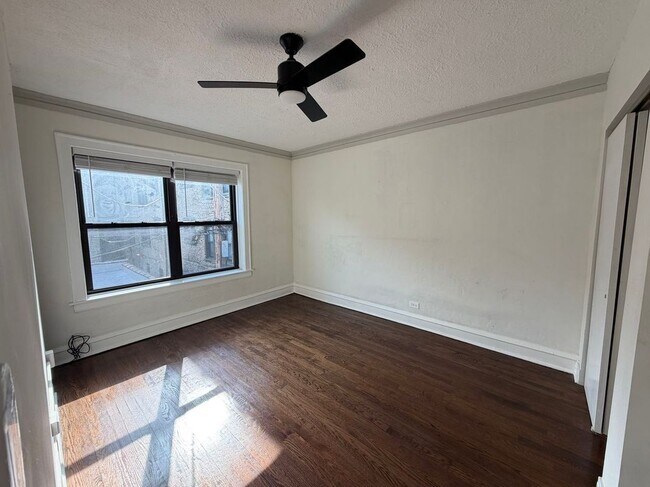 Foto del edificio - 5441/2 N Lincoln Ave