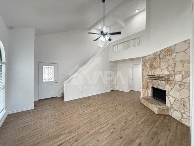 Building Photo - 4718 Saddle Ridge