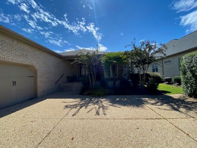 Foto del edificio - Welcome to your dream home in Brunswick Fo...