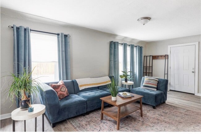 Foto del edificio - 2565 Pierce St