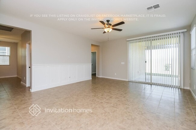 Building Photo - 35997 N Urika Dr