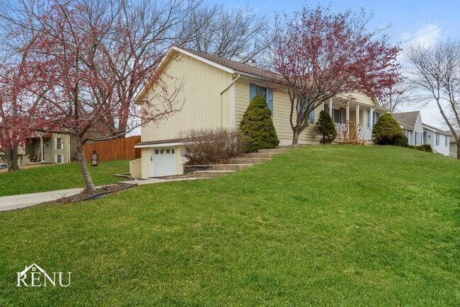 Building Photo - 8358 North Allenton Drive