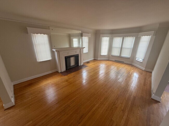 Building Photo - 12847 Maiden St