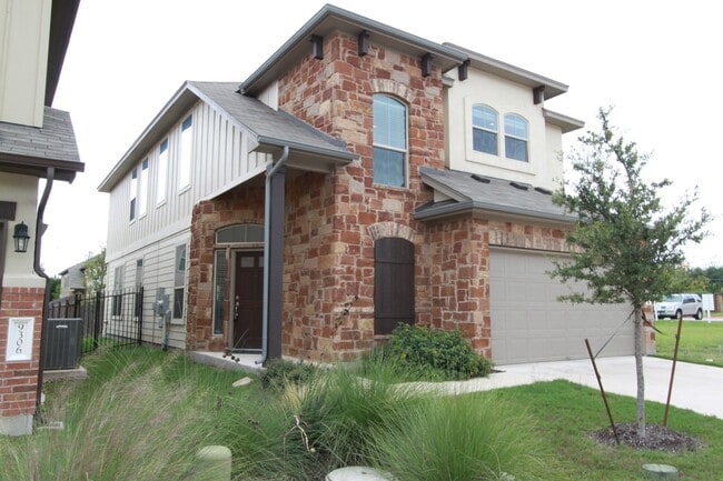 Building Photo - 9304 Lost Bridge Ln