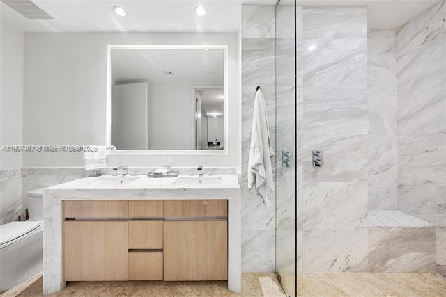 Foto del edificio - 2831 S Bayshore Dr