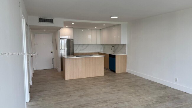 Foto del edificio - 16740 NE 9th Ave
