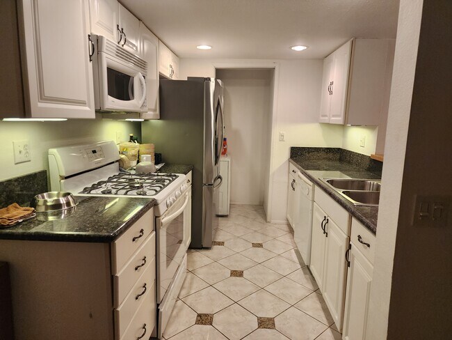 Foto del edificio - 13272 Salmon River Rd