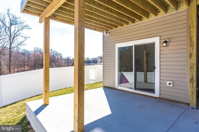 Building Photo - 1500 Hudgins Farm Cir