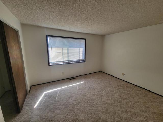 Building Photo - 2 bedroom in Billings MT 59102