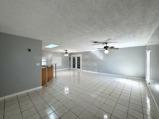 Building Photo - 603 Hawaiian Way