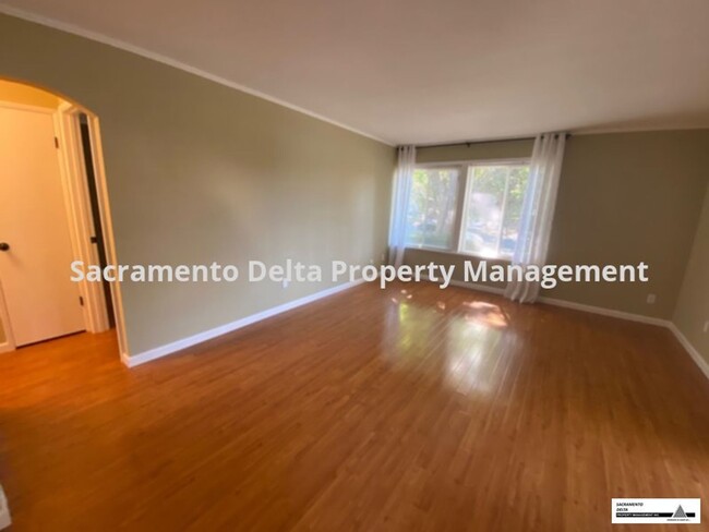 Foto del edificio - 2 Bedroom Townhome Near River Access