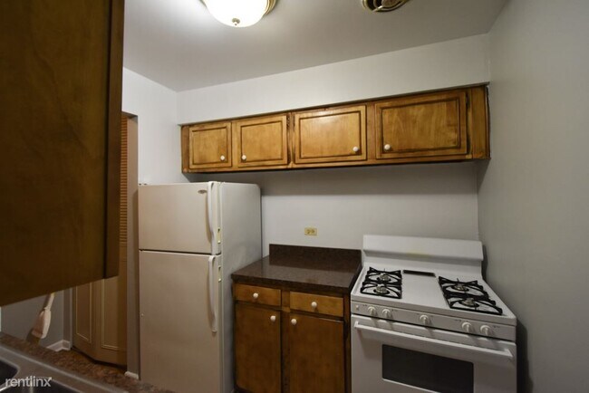 Foto del edificio - 541 W Oakdale Ave