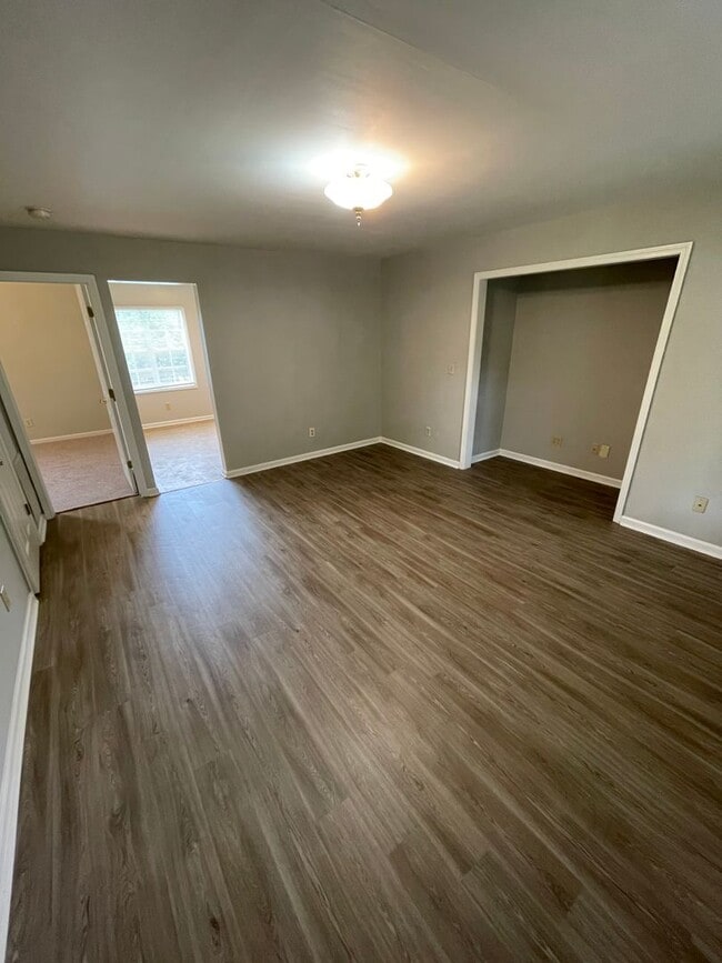 Building Photo - 406 Spaugh St SW