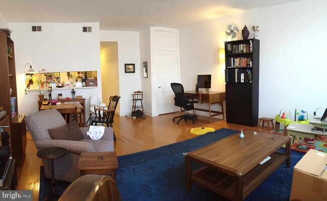 Foto del edificio - 1768 Columbia Rd NW