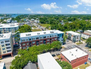 Building Photo - 801 N 4th St