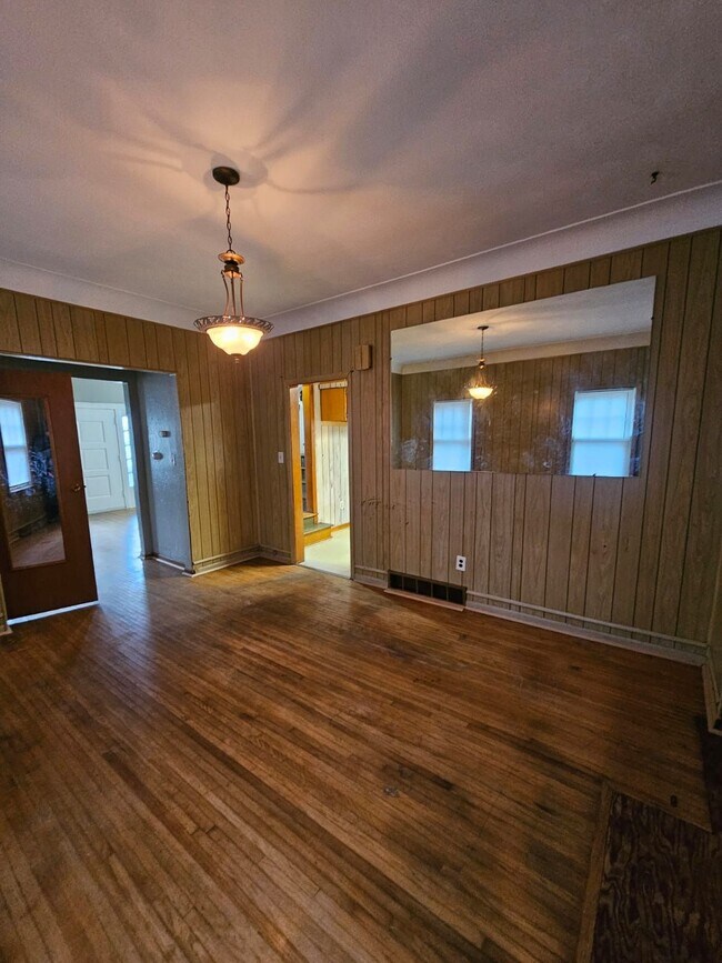 Foto del edificio - 709 E Oakland St